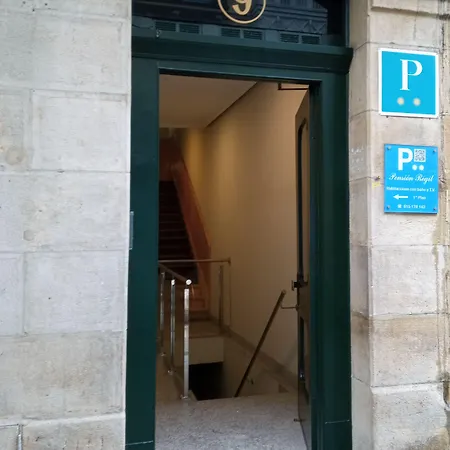 Regil בית הארחה 2*